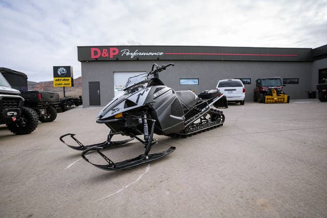 2019 Arctic Cat M 8000 Mountain Cat 162